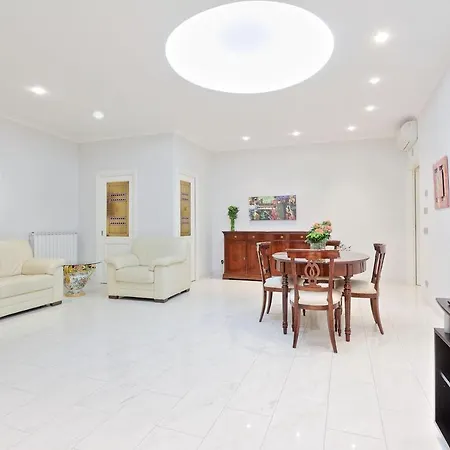 Luxury 2 Bed Flat - Close To Vatican Apartment