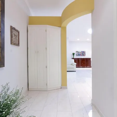 Luxury 2 Bed Flat - Close To Vatican *