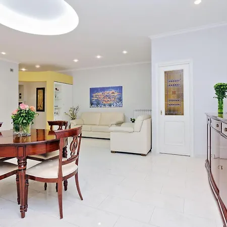 Luxury 2 Bed Flat - Close To Vatican Апартаменты