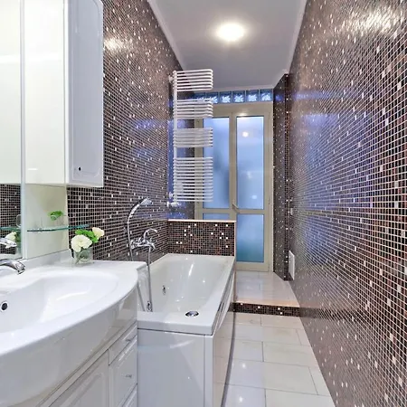 Luxury 2 Bed Flat - Close To Vatican *