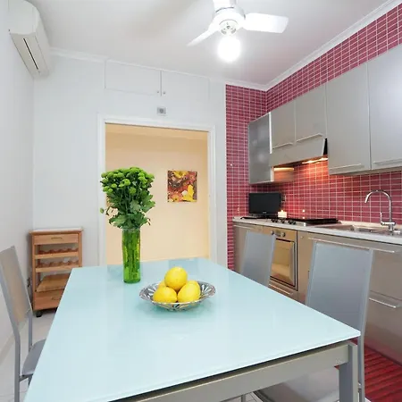 Luxury 2 Bed Flat - Close To Vatican רומא