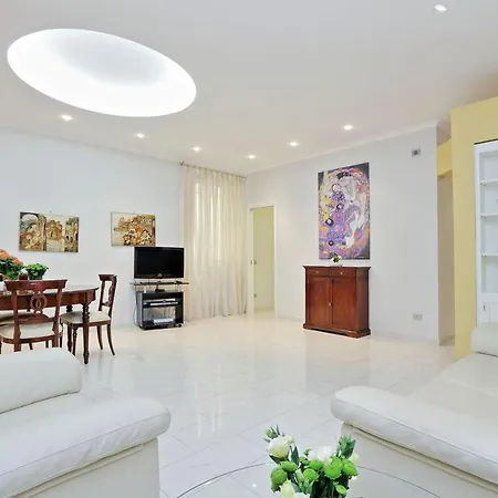 Апартаменты Luxury 2 Bed Flat - Close To Vatican